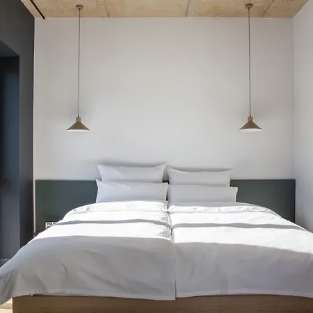 Stayery - Zentrale & Mit Klimaanlage 4*